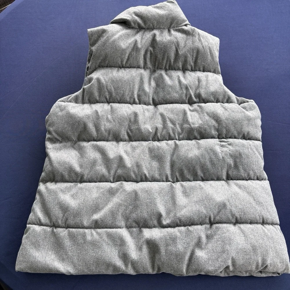 Old Navy Men's Gray Puffer Vest Size L Full‎ Zip Quilted Sleeveless Jacket
